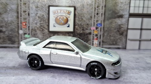 Hot wheels nissan - wheels, gtr